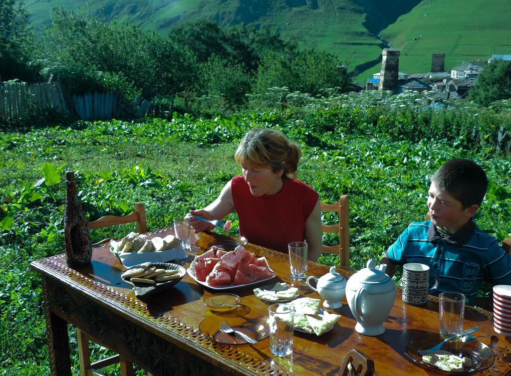 Guesthouse Angelina Ushguli Dış mekan fotoğraf